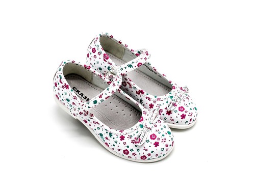 Туфли Сказка для девочек белые в цветочек. Фото 1