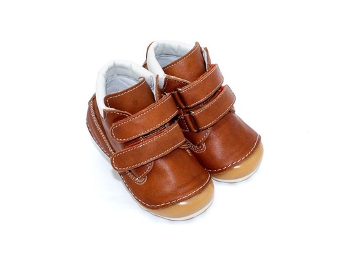 Ботиночки Sandalik коричневого цвета Фото 1