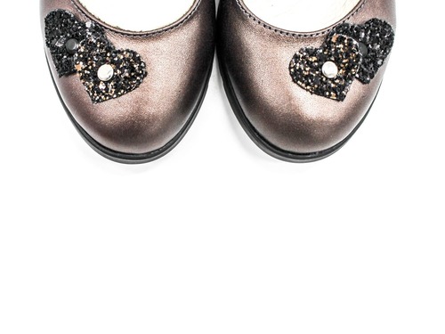 Туфли Sandalik для девочек бронзового цвета с сердечком Фото 4