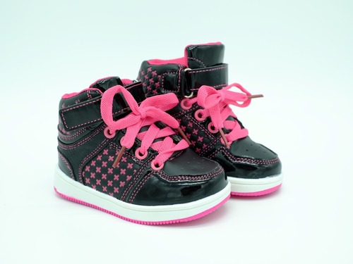 Ботинки Tom M для девочек черные с малиновыми шнурками эко кожа  Фото 1