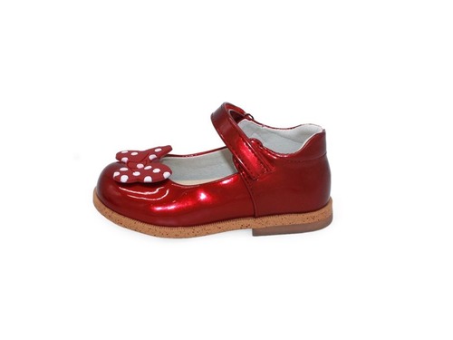 Туфли Сказка для девочек красного цвета с бабочкой. Фото 3