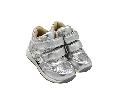 Кроссовки Clibee для девочек серебряного цвета утеплённые