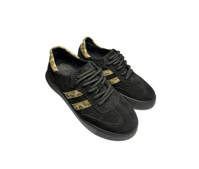 Кросівки чорні нат шкіра з тигровими вставками Bistfor