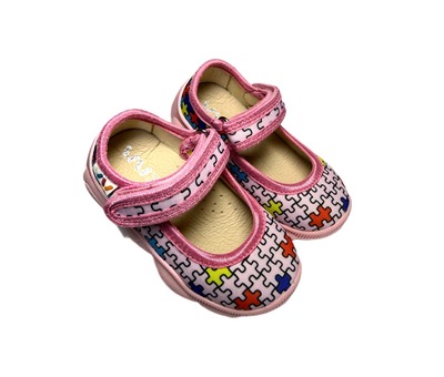 Капчики рожеві розмальовки  Weestep