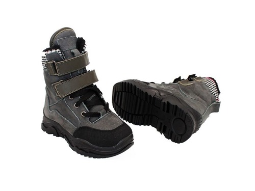 Ботинки Sandalik для мальчиков чёрно-серого цвета на меху Фото 2